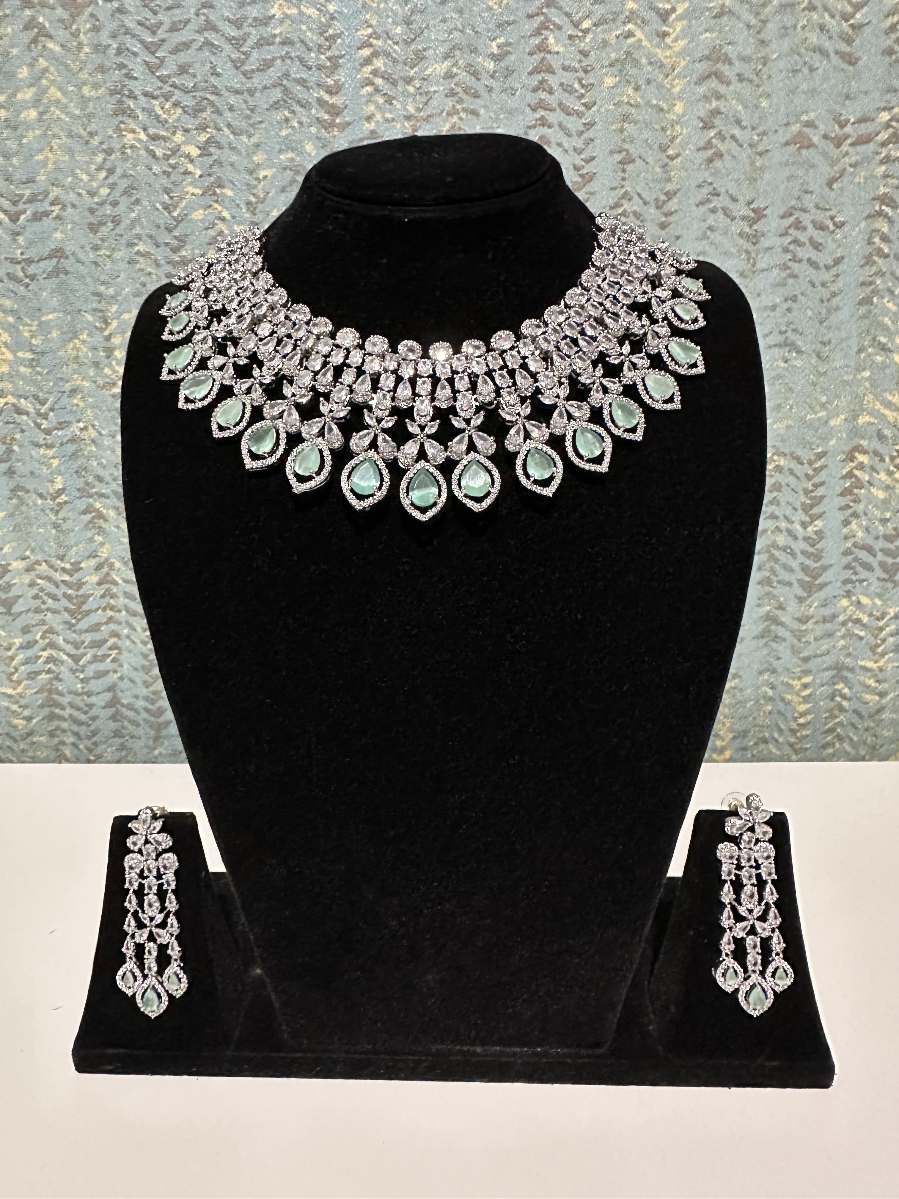 Ad pista green stone Jewellery 