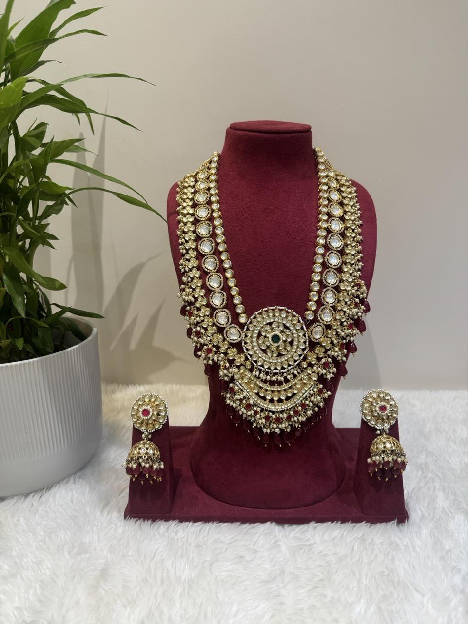 Kundan jewellery