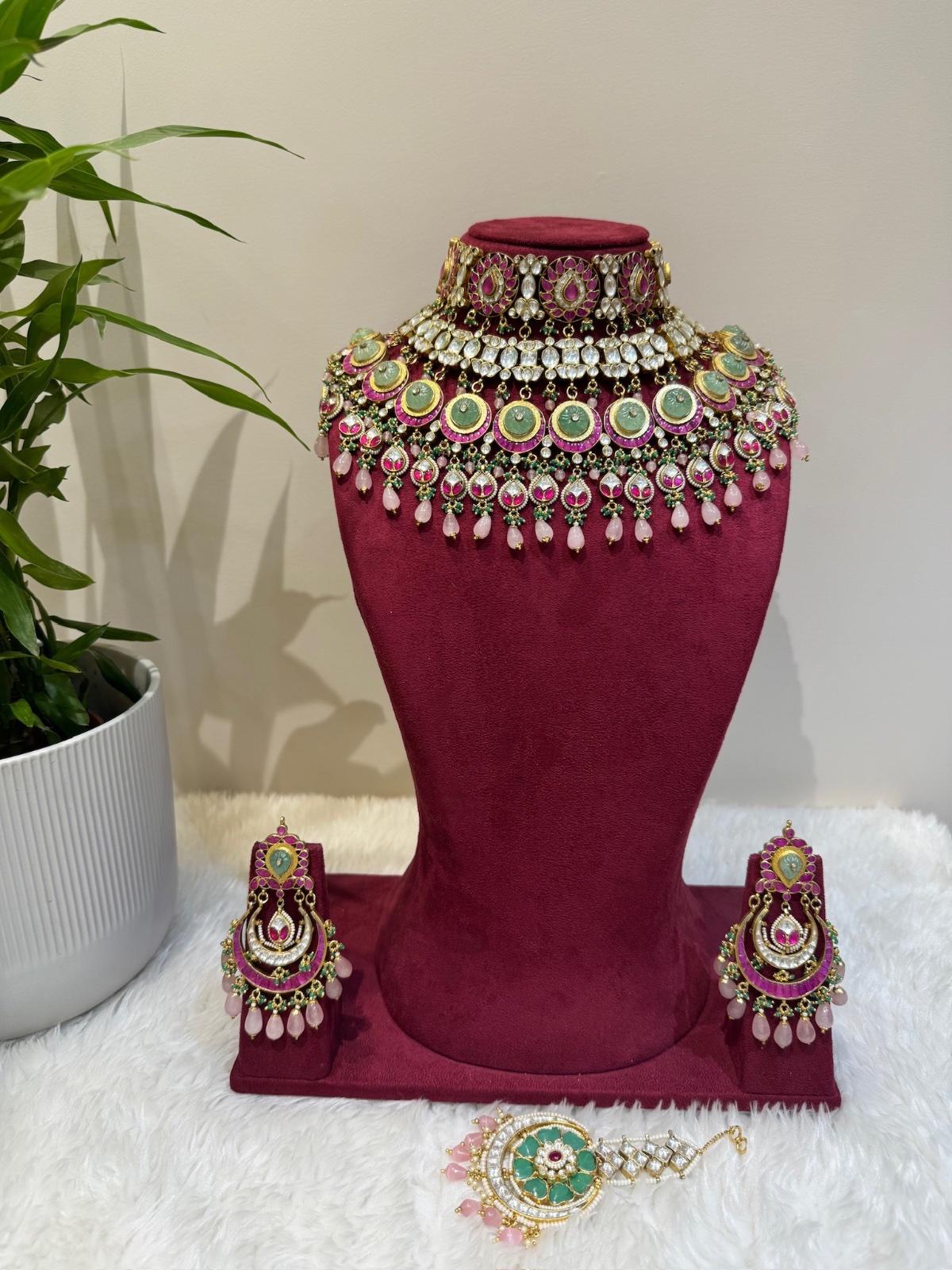 Kundan jewellery