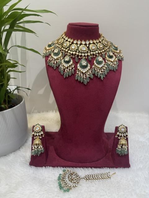 Kundan (Jewellery)
