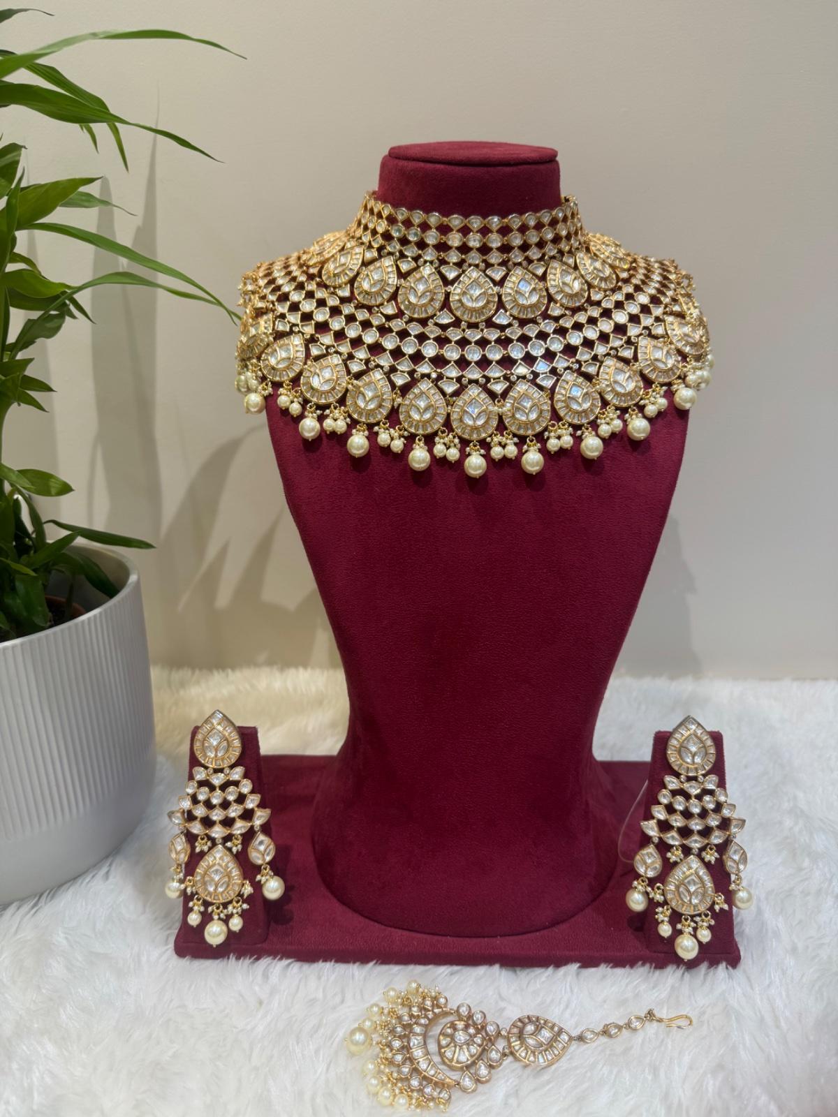 Kundan Jewellery