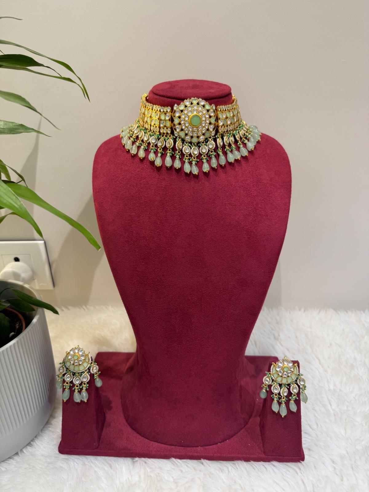 Kundan Jewellery